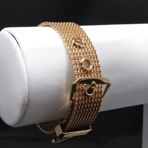Vintage Avon Mesh Bracelet, Belt Buckle Style, 1970s, Gold Tone - Picture 5 of 10